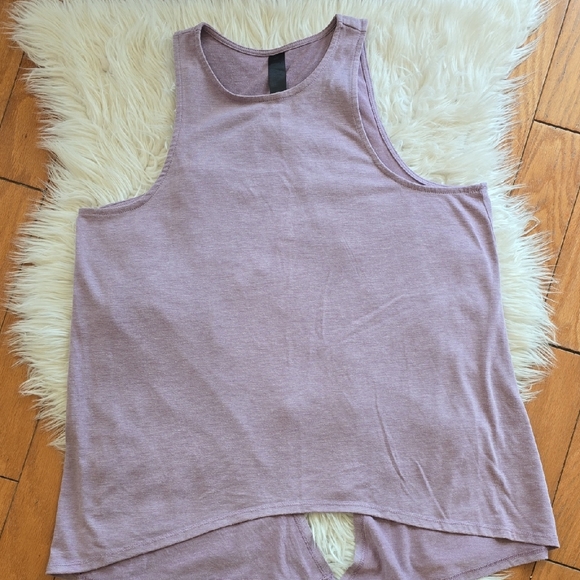 Yogalicious Tops - Lavender Sleeveless Athletic Tank Top